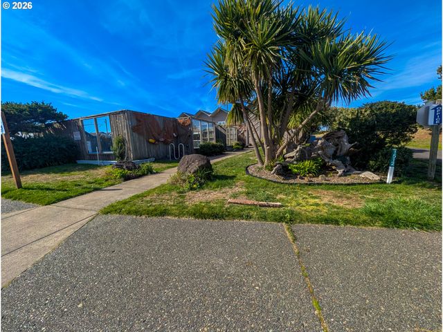 609 Nw OCEANIA Dr, Waldport, OR 97394