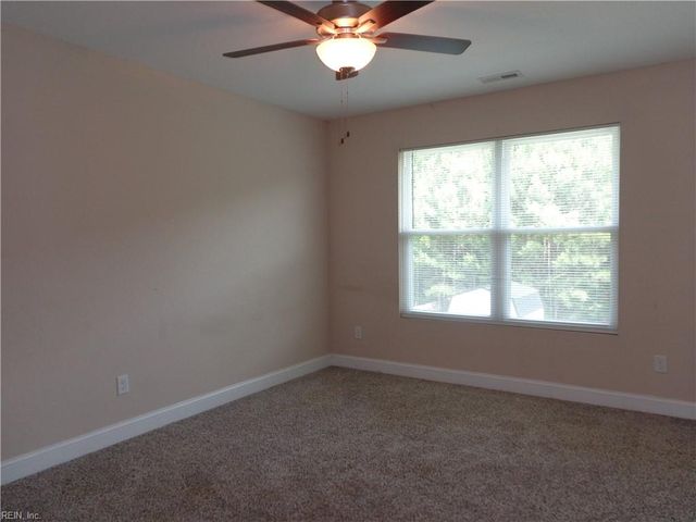 125 Landview LN, Franklin, VA 23851
