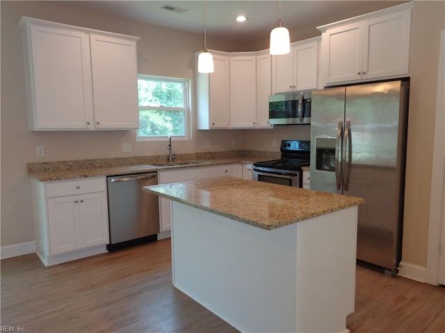 125 Landview LN, Franklin, VA 23851