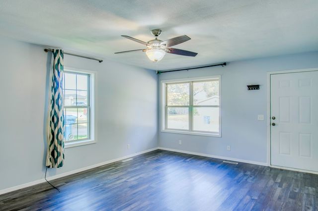 3020 W 15th Street, Joplin, MO 64801