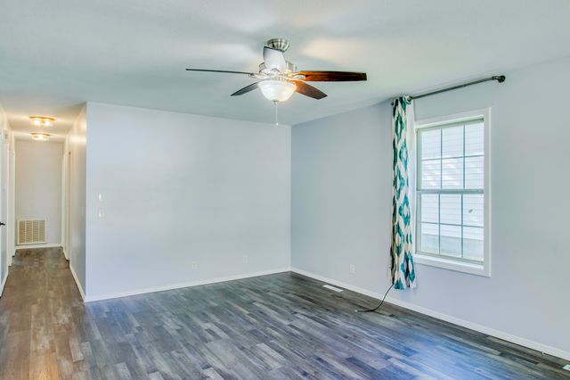 3020 W 15th Street, Joplin, MO 64801