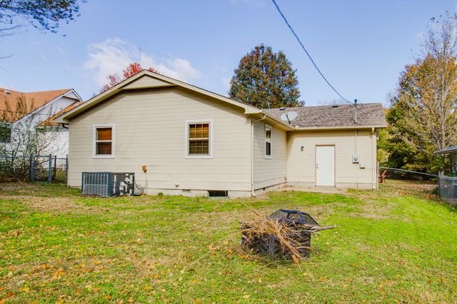 3020 W 15th Street, Joplin, MO 64801