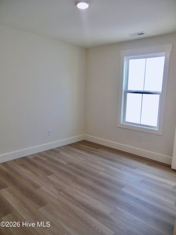 26 E Farley Drive 63, Hampstead, NC 28443