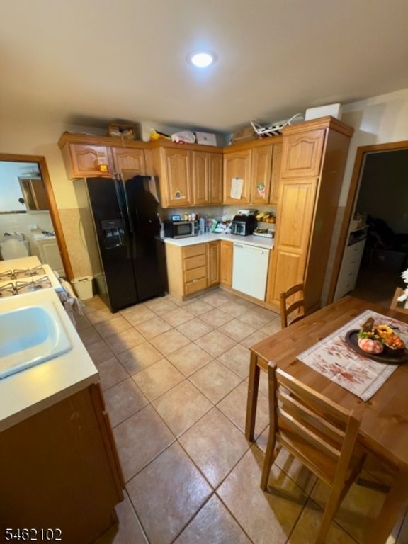 15 Hensler St, Newark City, NJ 07105 — photo 3