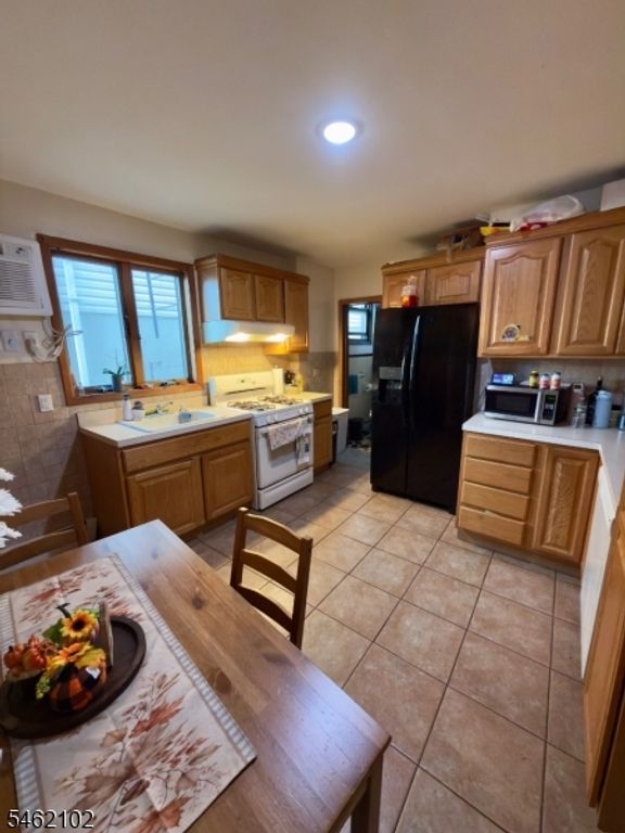 15 Hensler St, Newark City, NJ 07105 — photo 4