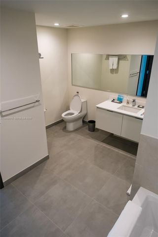 777 N Ocean Drive N311, Hollywood, FL 33019