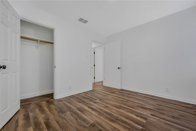 1041 Whitaker Dr, Corpus Christi, TX 78412