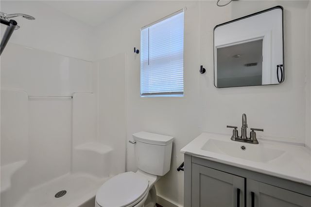 1041 Whitaker Dr, Corpus Christi, TX 78412