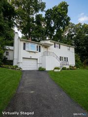 337 Robinwood Road, Waterbury, CT 06708