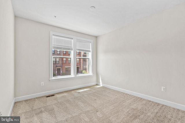 43339 GOSHEN RUN SQ, Ashburn, VA 20148