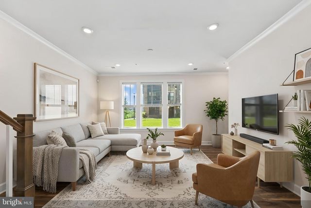 43339 GOSHEN RUN SQ, Ashburn, VA 20148