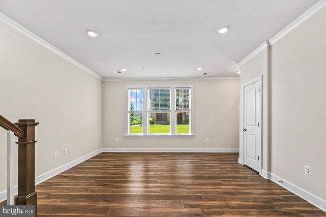 43339 GOSHEN RUN SQ, Ashburn, VA 20148