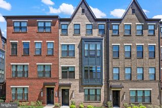 43339 GOSHEN RUN SQ, Ashburn, VA 20148