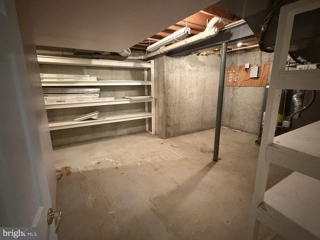 40 HEARTHSTONE LN, Marlton, NJ 08053
