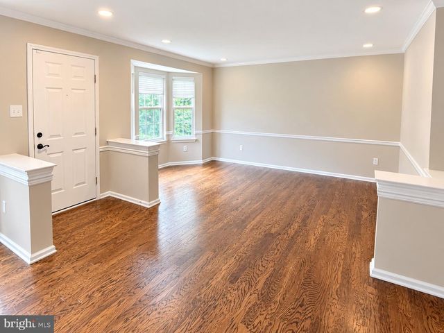 40 HEARTHSTONE LN, Marlton, NJ 08053