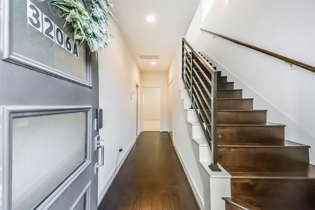 3206 N Macgregor Way A, Houston, TX 77004