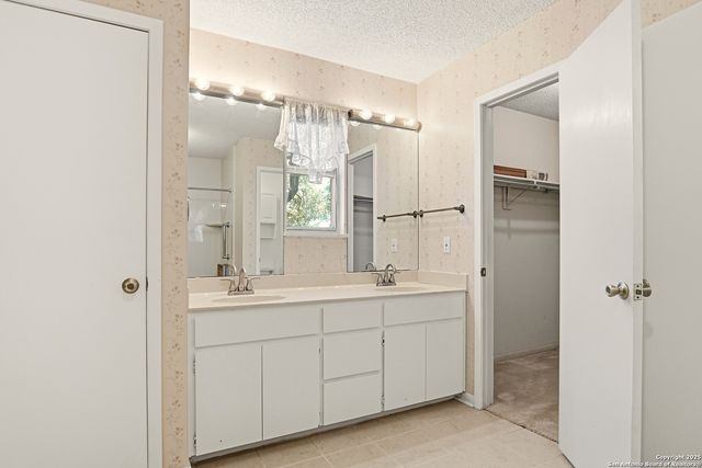 261 Fawn Ln, Spring Branch, TX 78070