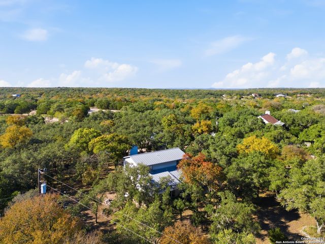 261 Fawn Ln, Spring Branch, TX 78070