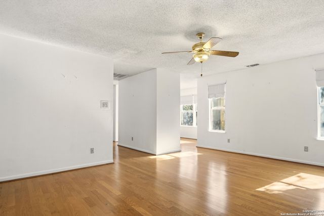 261 Fawn Ln, Spring Branch, TX 78070