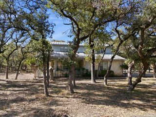 261 Fawn Ln, Spring Branch, TX 78070