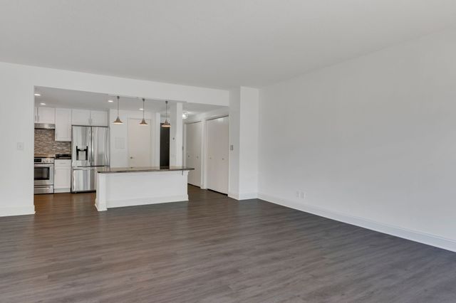 6666 Brookmont Ter Apt 307, Nashville, TN 37205