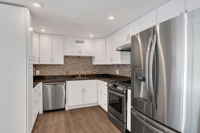 6666 Brookmont Ter Apt 307, Nashville, TN 37205