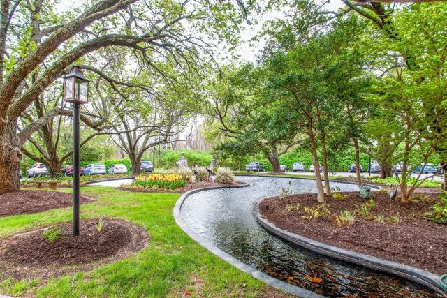 6666 Brookmont Ter Apt 307, Nashville, TN 37205