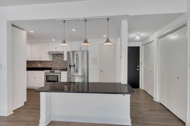 6666 Brookmont Ter Apt 307, Nashville, TN 37205