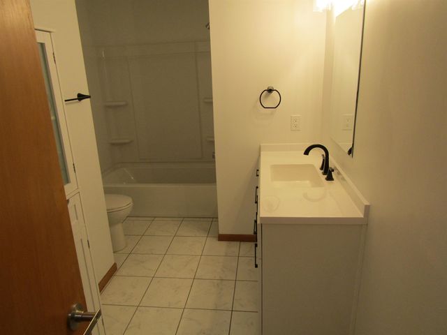500 W Beloit Ave., Salina, KS 67401