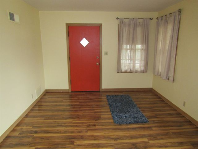 500 W Beloit Ave., Salina, KS 67401
