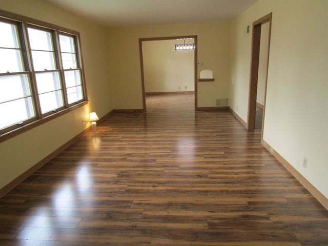 500 W Beloit Ave., Salina, KS 67401