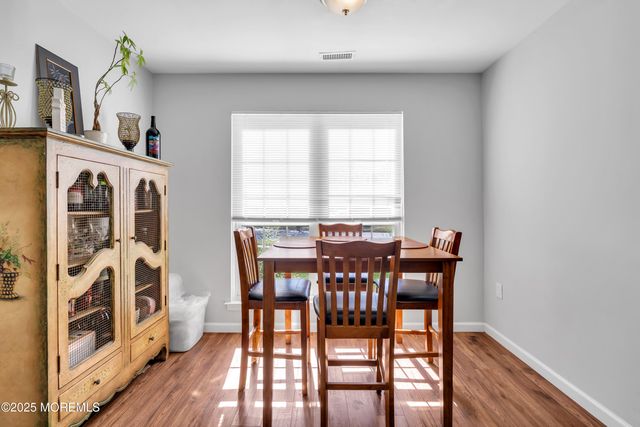 226 Chaucer Court, Old Bridge, NJ 08857