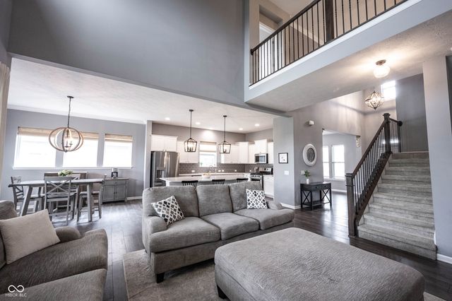10972 Cliffside Drive, Fortville, IN 46040