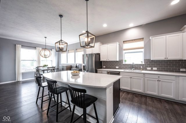10972 Cliffside Drive, Fortville, IN 46040