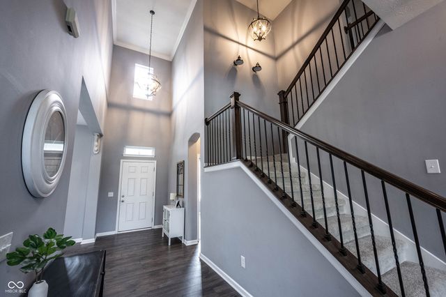 10972 Cliffside Drive, Fortville, IN 46040