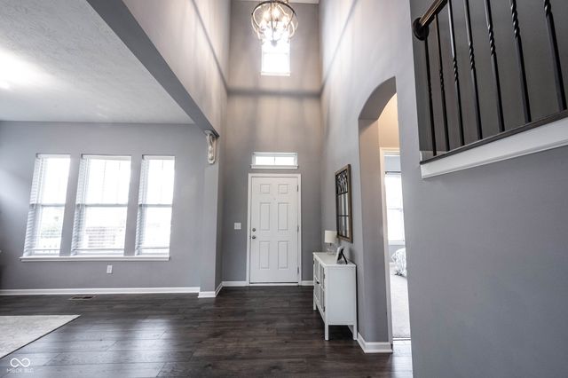10972 Cliffside Drive, Fortville, IN 46040