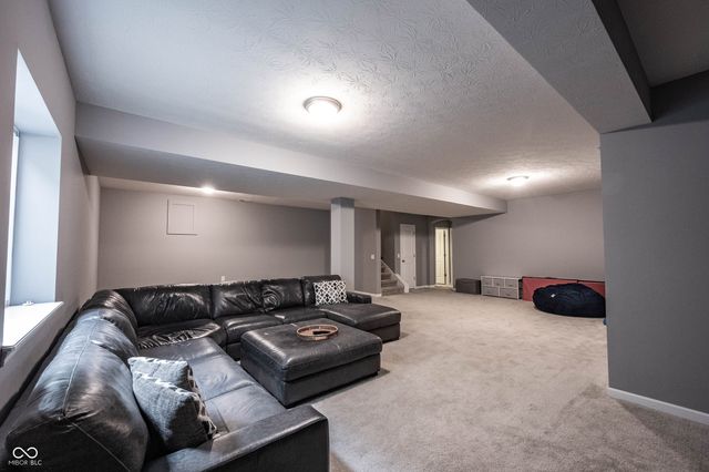 10972 Cliffside Drive, Fortville, IN 46040