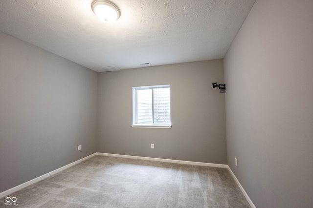 10972 Cliffside Drive, Fortville, IN 46040
