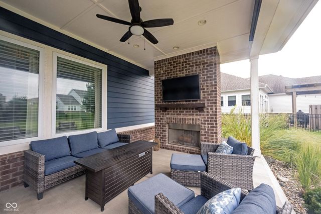 10972 Cliffside Drive, Fortville, IN 46040