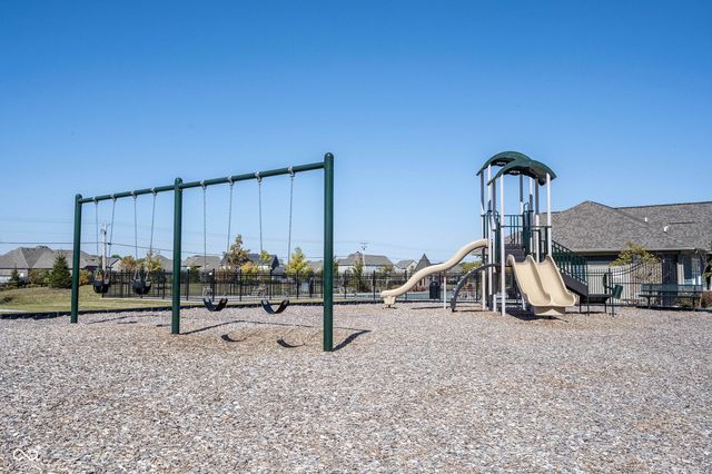 10972 Cliffside Drive, Fortville, IN 46040