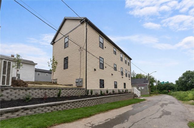 10 Buffalo Court, Providence, RI 02909