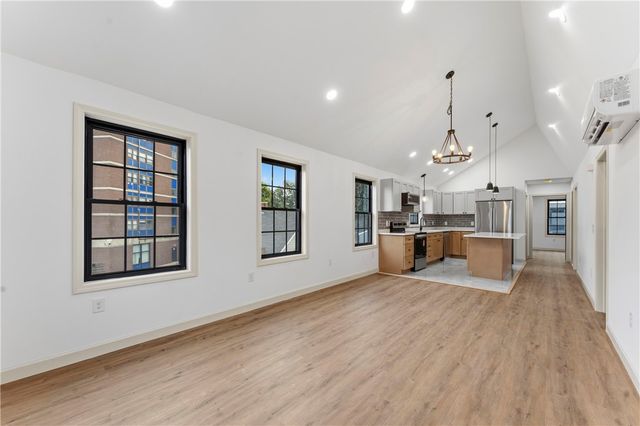 10 Buffalo Court, Providence, RI 02909