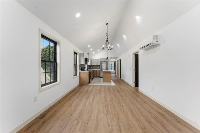 10 Buffalo Court, Providence, RI 02909