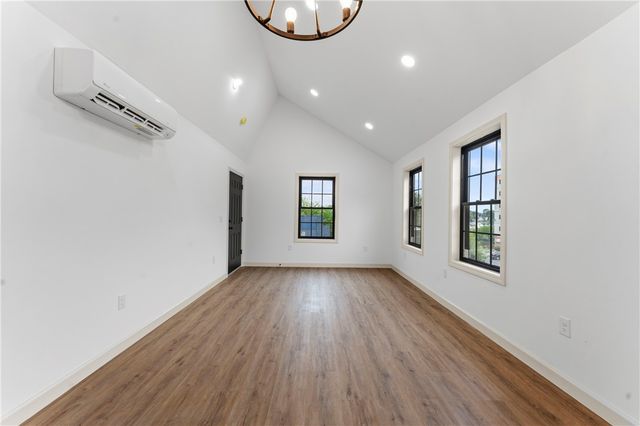 10 Buffalo Court, Providence, RI 02909