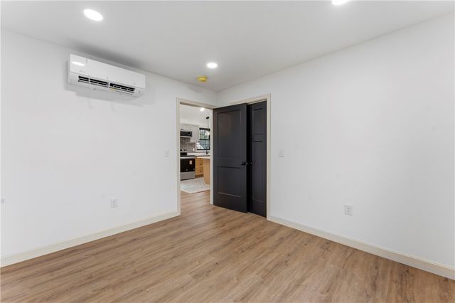 10 Buffalo Court, Providence, RI 02909