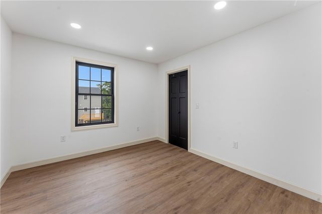 10 Buffalo Court, Providence, RI 02909
