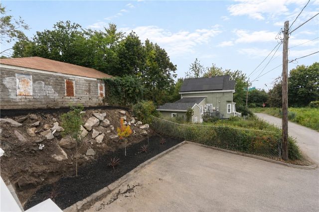 10 Buffalo Court, Providence, RI 02909