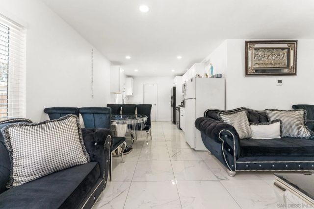 160 Cedar Street, El Cajon, CA 92021