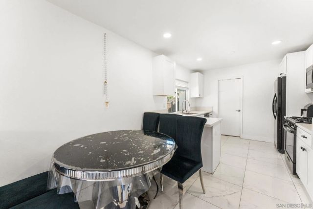 160 Cedar Street, El Cajon, CA 92021