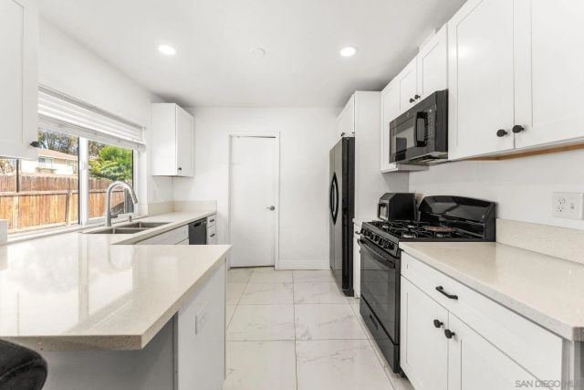 160 Cedar Street, El Cajon, CA 92021